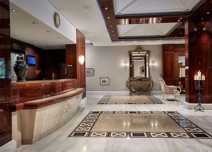 Готель Rodos Park 5*