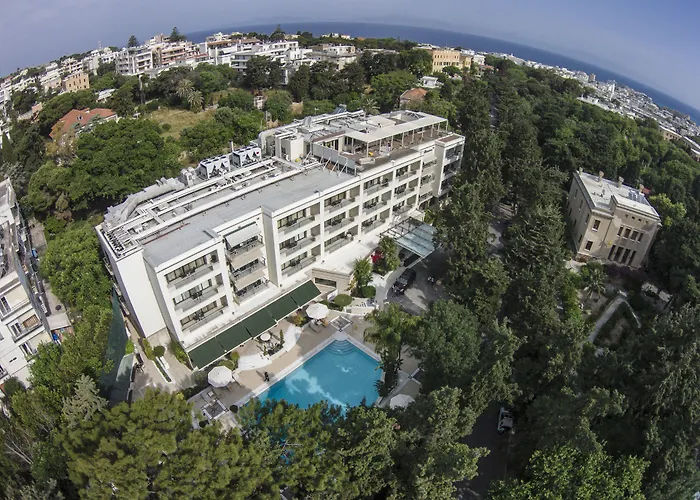 Готель Rodos Park